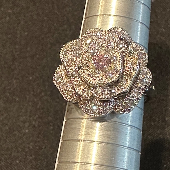 Beautiful 3D Flower Diamonique Ring - Picture 10 of 16